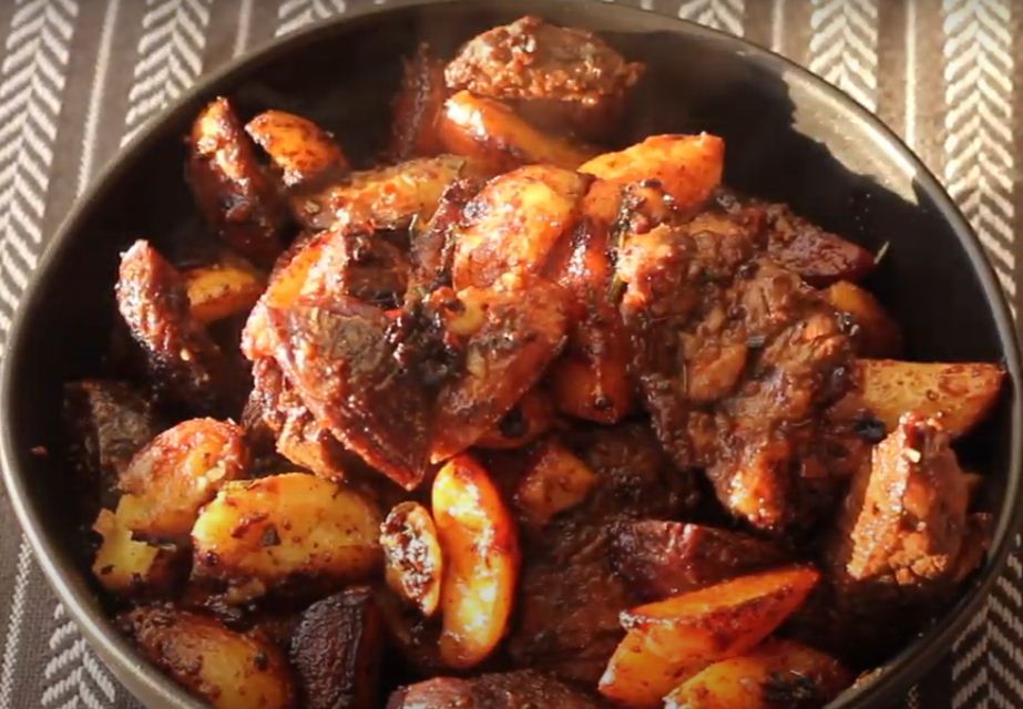 One-pot Instant pot swiss steak and potatoes recipe