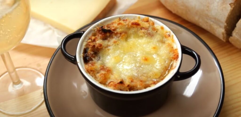 BEST FRENCH ONION SOUP RECIPE
